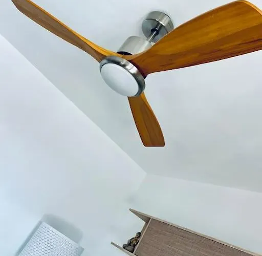 Lovely Atienza 99 With Hot Tub Semesterbostad *