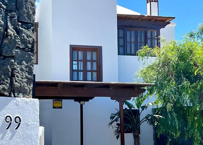 Semesterbostad Lovely Atienza 99 With Hot Tub *