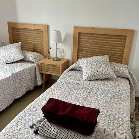 Lovely Atienza 99 With Hot Tub Playa Blanca