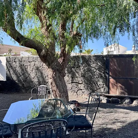 Lovely Atienza 99 With Hot Tub Tatil Evi Playa Blanca