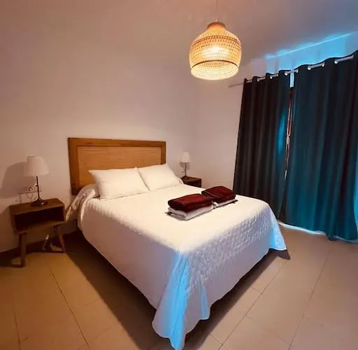 Lovely Atienza 99 With Hot Tub 펜션 *