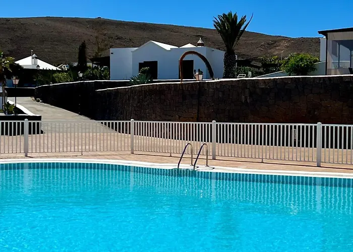 Lovely Atienza 99 With Hot Tub *