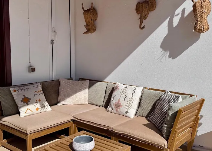 Lovely Atienza 99 With Hot Tub 펜션 *